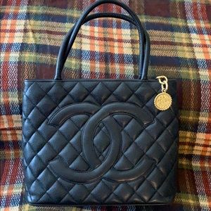 Chanel tote